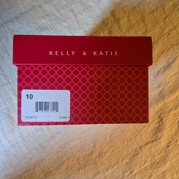 Red Sandals - Picture 7 of 9